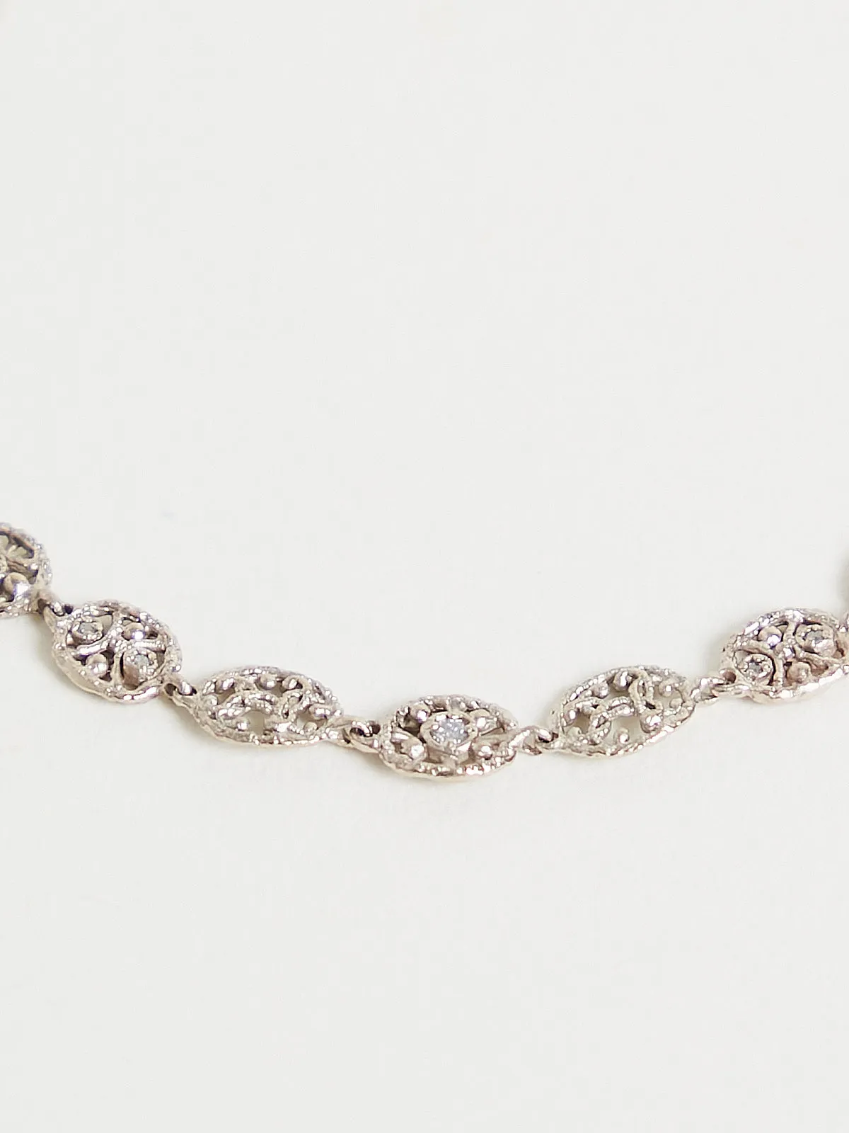 572 Bracelet in 14k White Gold with 13 White Diamonds