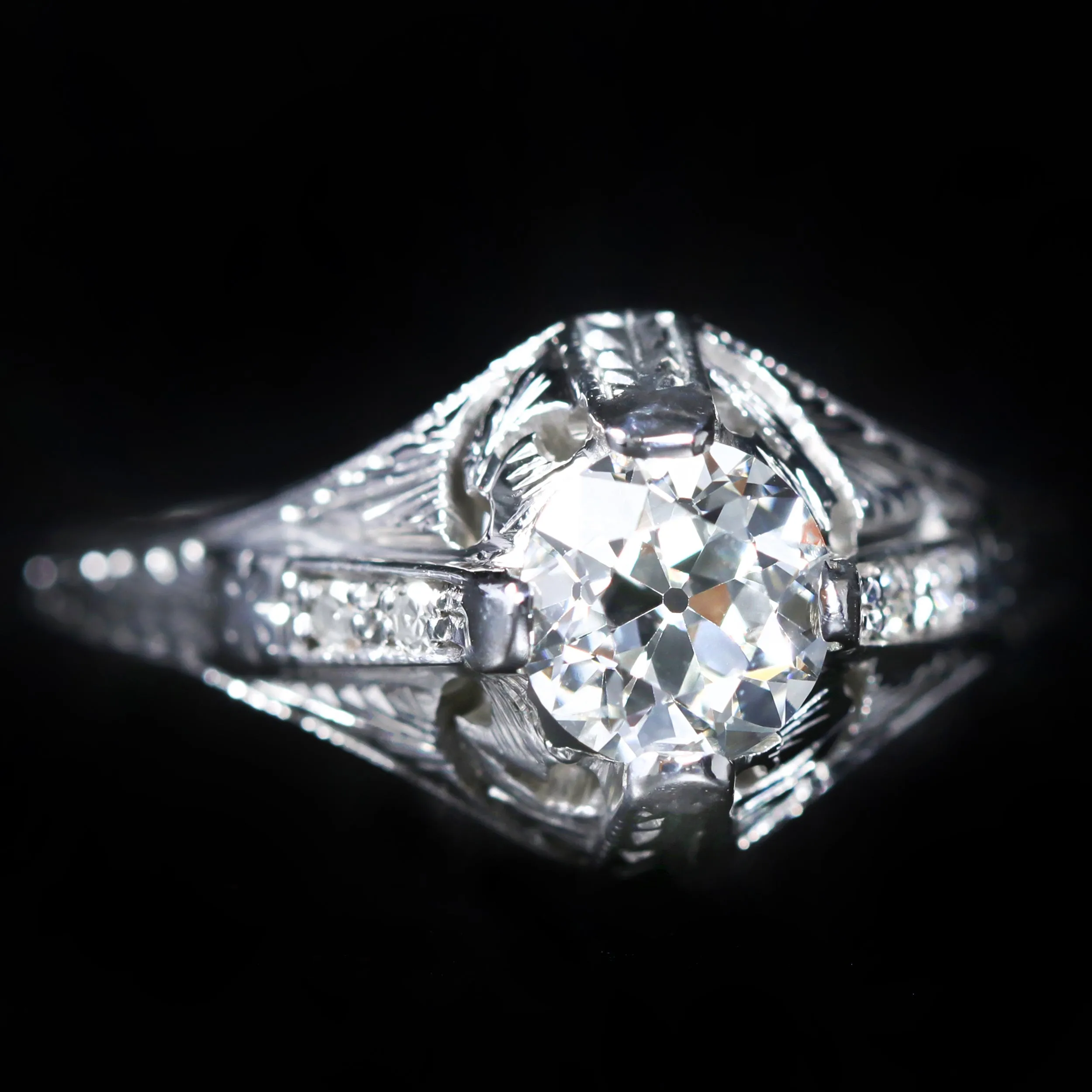 Art Deco 18K White Gold 0.85 Carat Old Mine Cut Diamond Ring