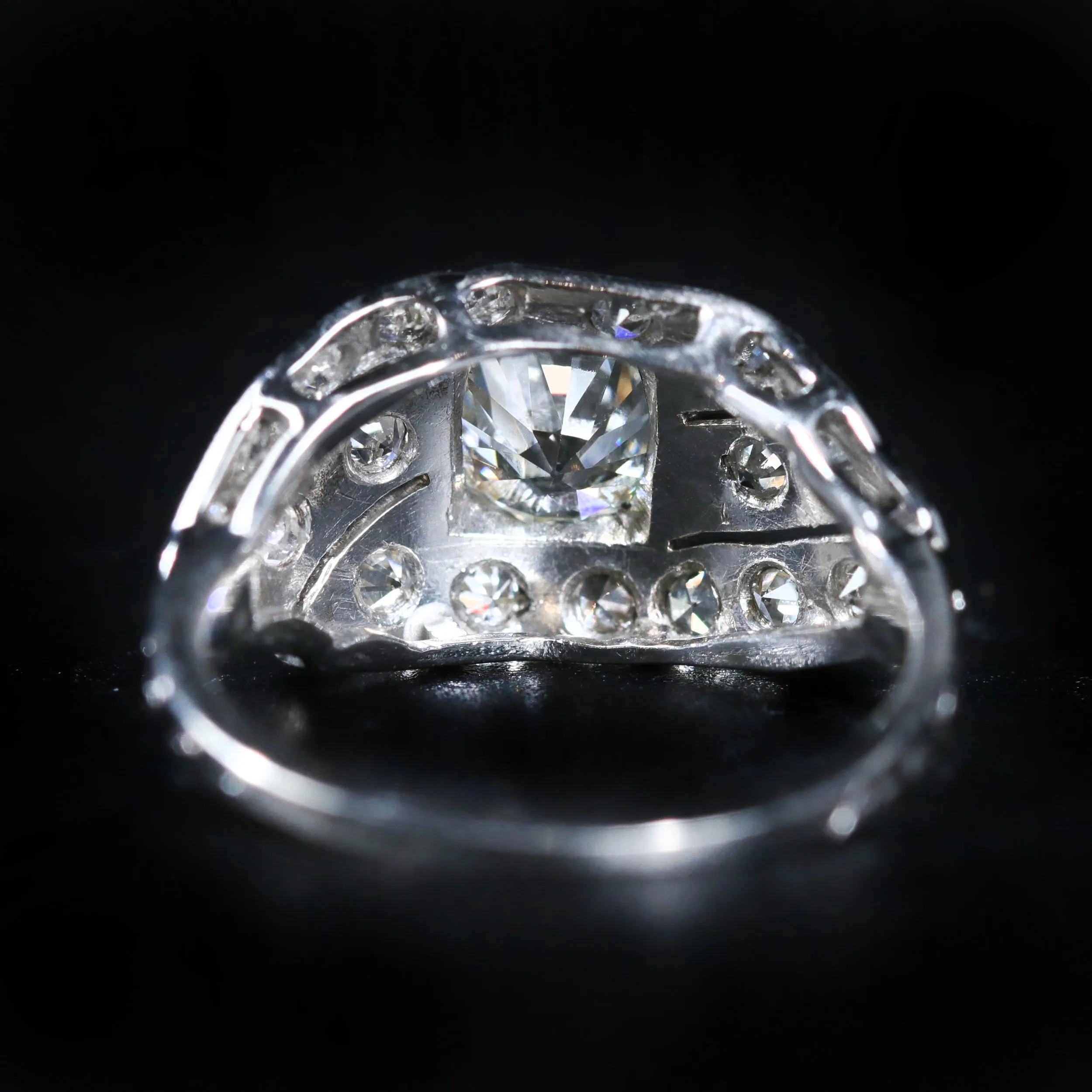 Art Deco Platinum 0.88 Carat Old European Cut Diamond Ring