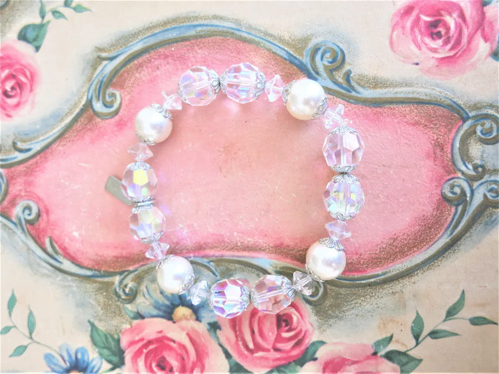 Beautiful Pearl and Crystal Bracelet