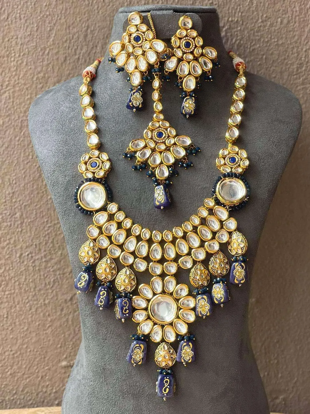 Big Kundan Choker Pendant Necklace