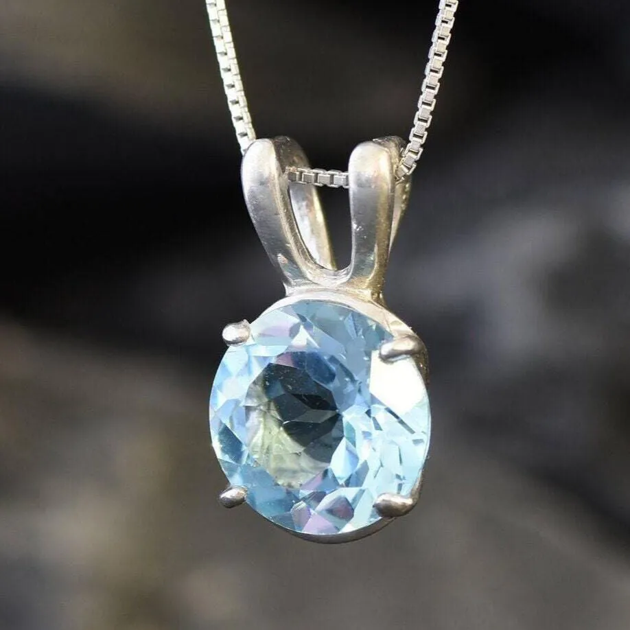 Blue Topaz Pendant - Sky Blue Necklace - Classic Round Necklace