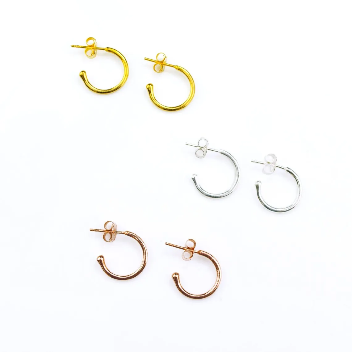 Dainty Gold Hoop Earring, Huggie Hoop, Gold Chunky Hoop, Minimalist Stacking Hoop Earring