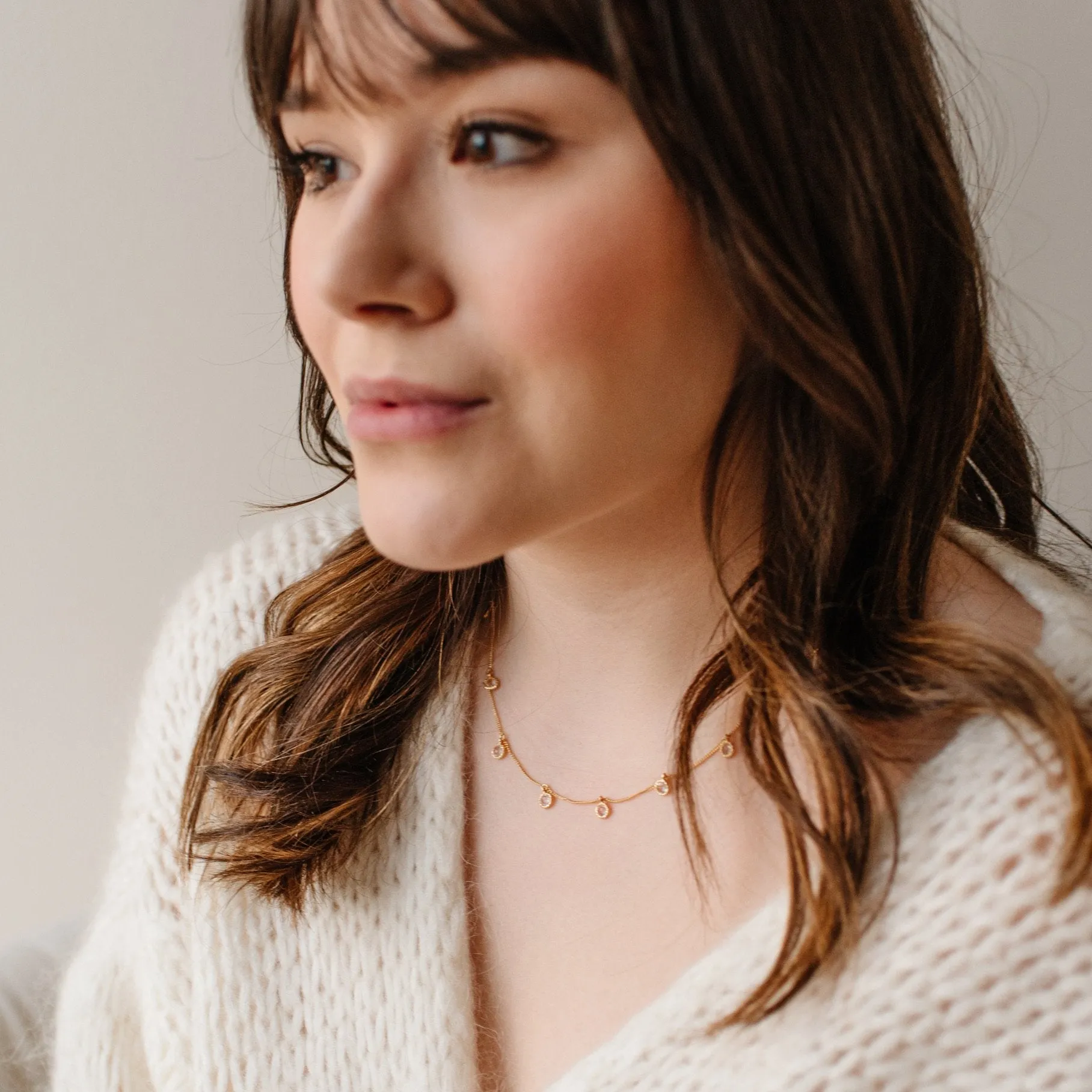 DAINTY LEGACY COLLAR NECKLACE - WHITE TOPAZ & GOLD