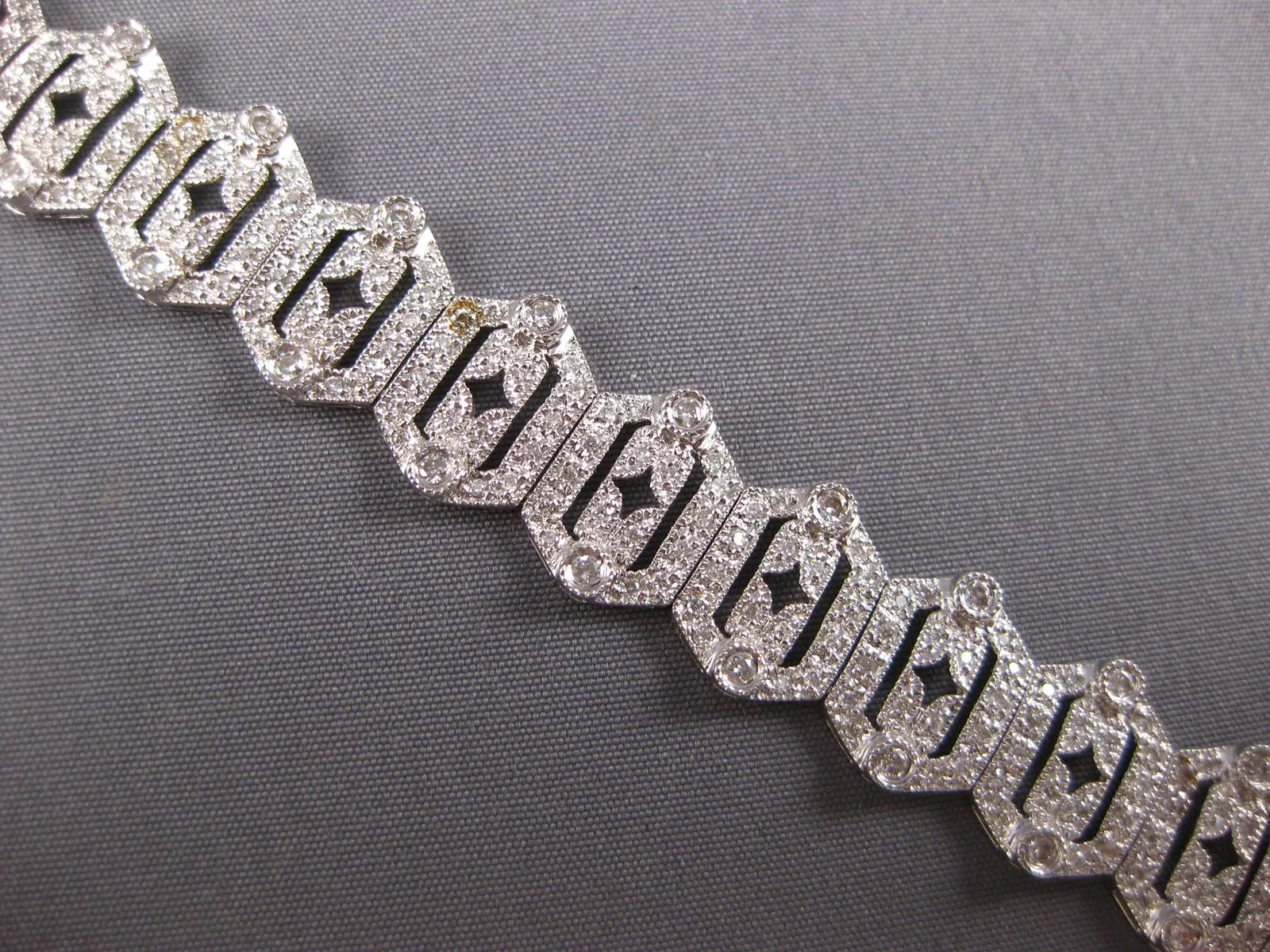 ESTATE WIDE 2.65CT DIAMOND 18KT WHITE GOLD 3D HEXAGON MULTI STAR TENNIS BRACELET