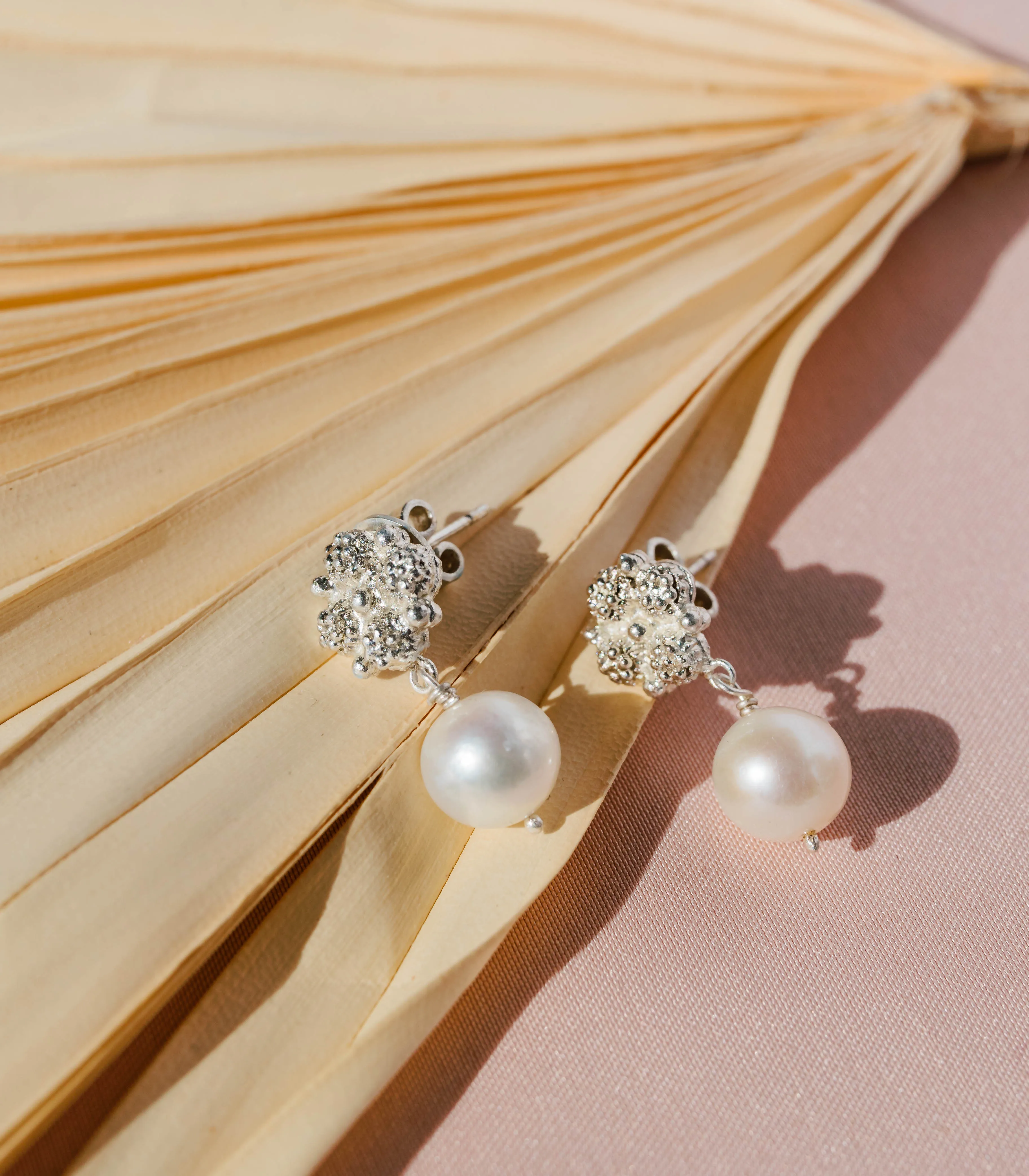 Estela Pearl Drop Earrings with 4 Rositas