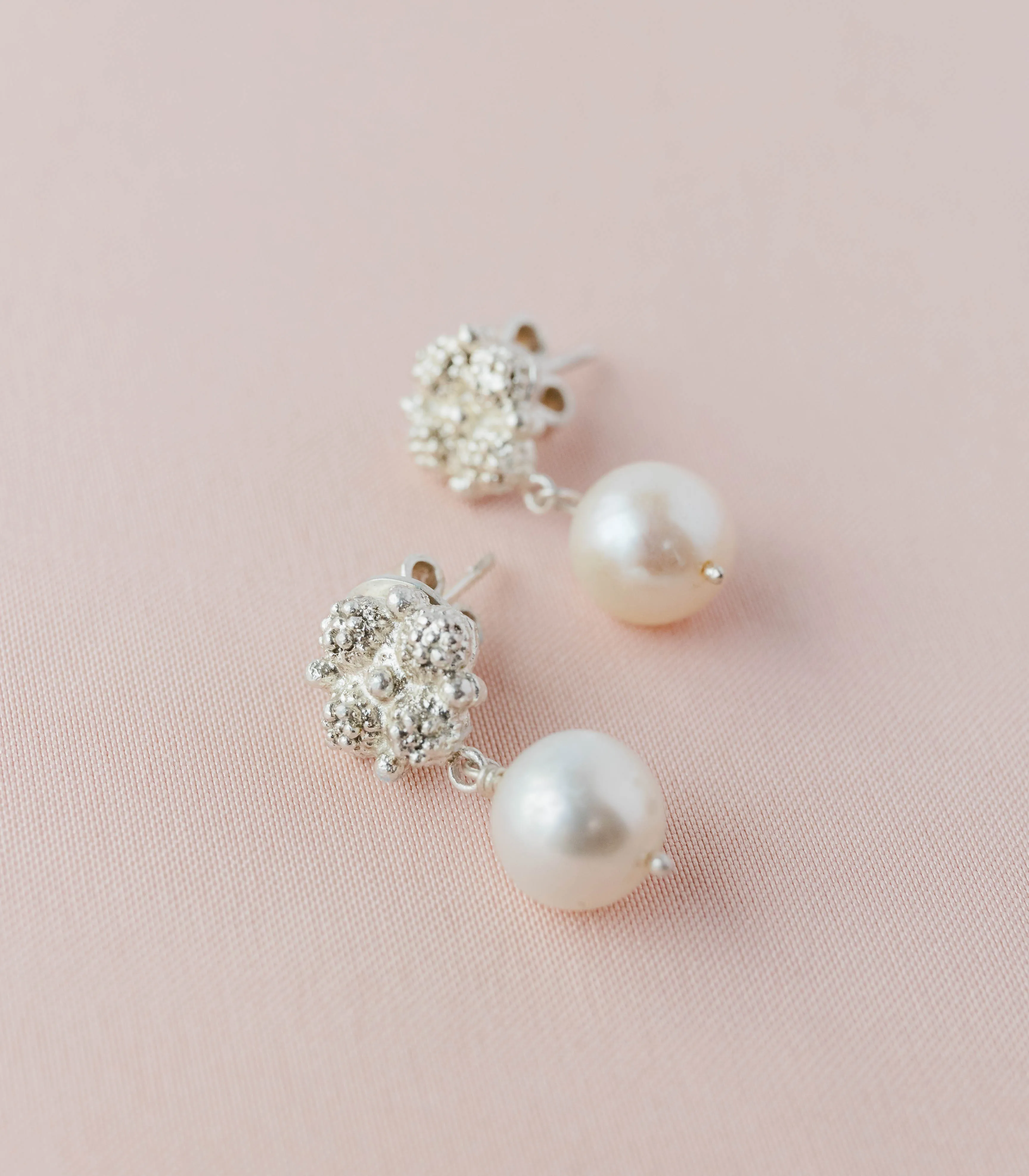 Estela Pearl Drop Earrings with 4 Rositas