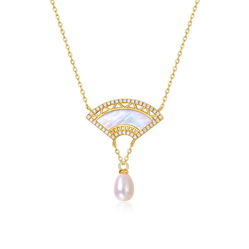 Fan Shape Mother of Pearl Necklace