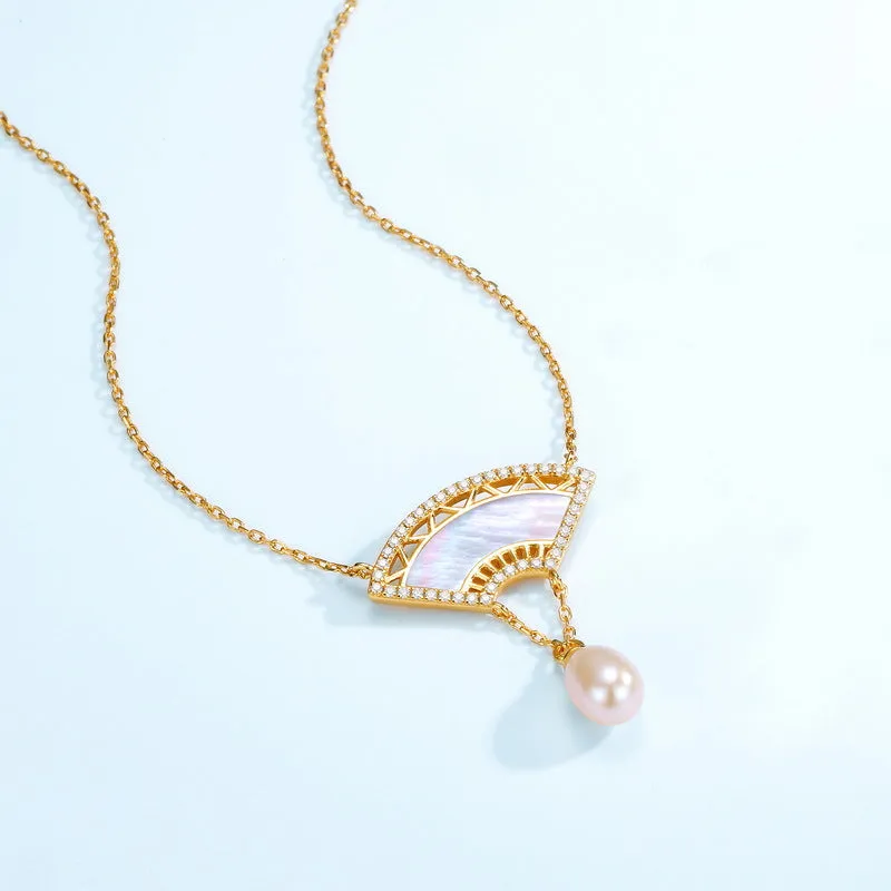 Fan Shape Mother of Pearl Necklace