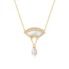 Fan Shape Mother of Pearl Necklace