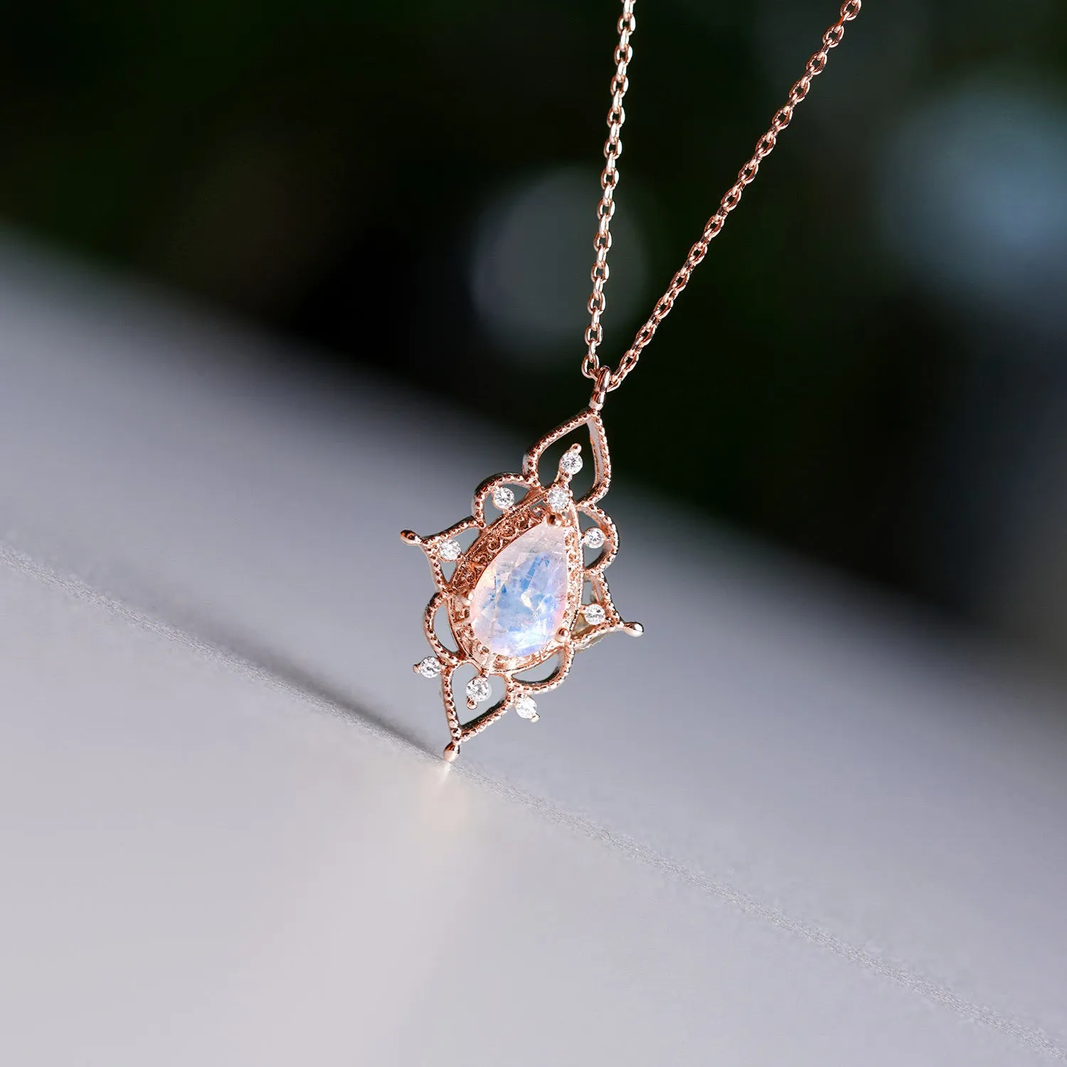 [GOT7 NECKLACE] VICTORIA Moonstone Necklaces Set