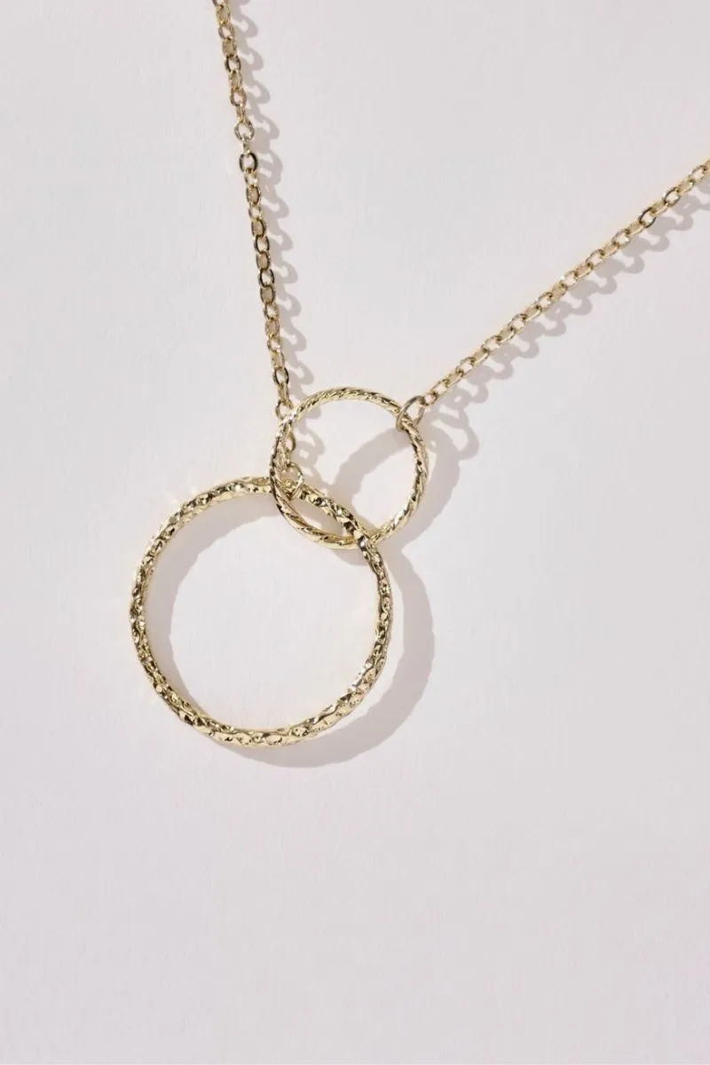 Interlocking Circles Necklace