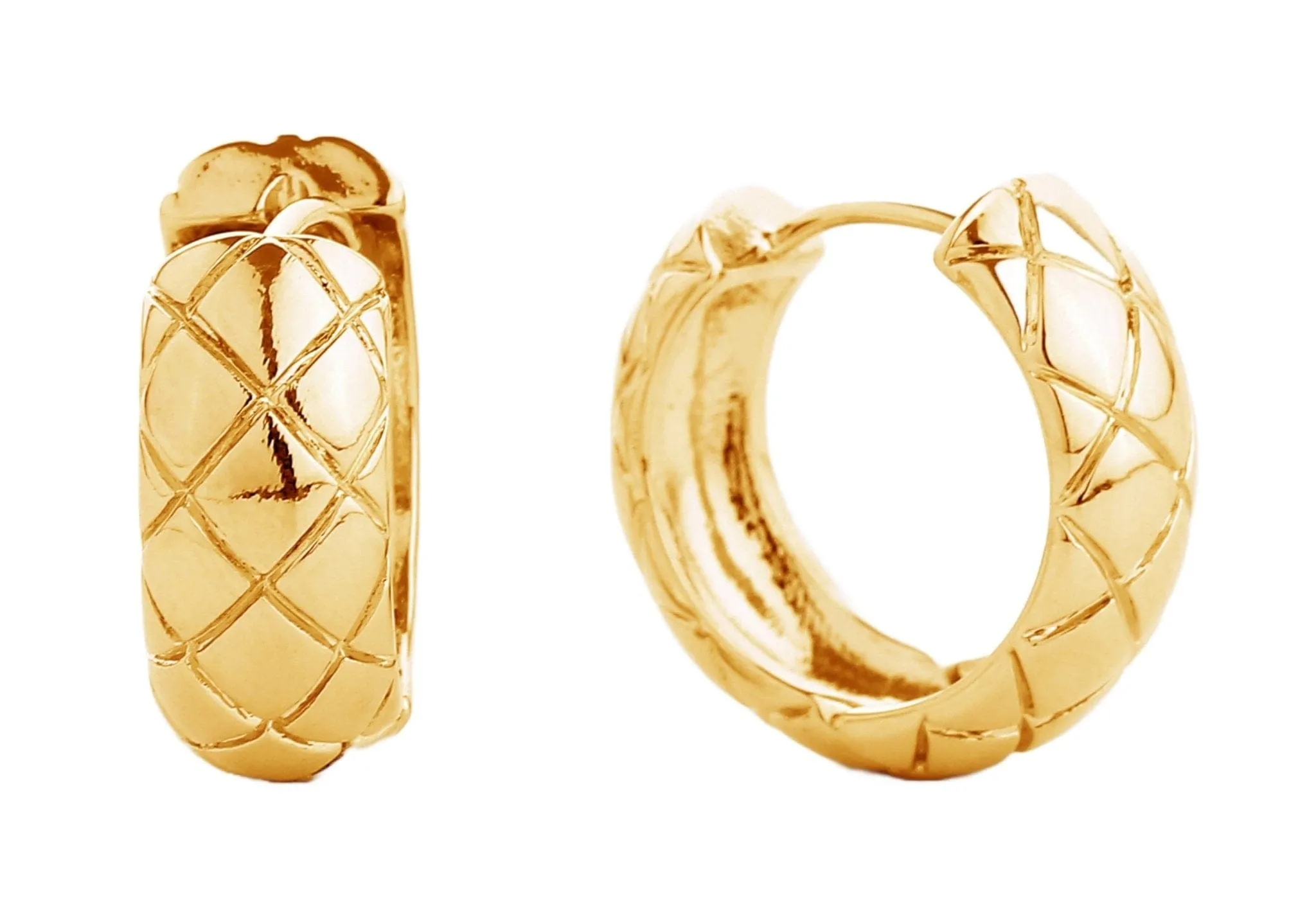 SJE310489 14K Gold-Dipped Check Pattern Hoop Earrings