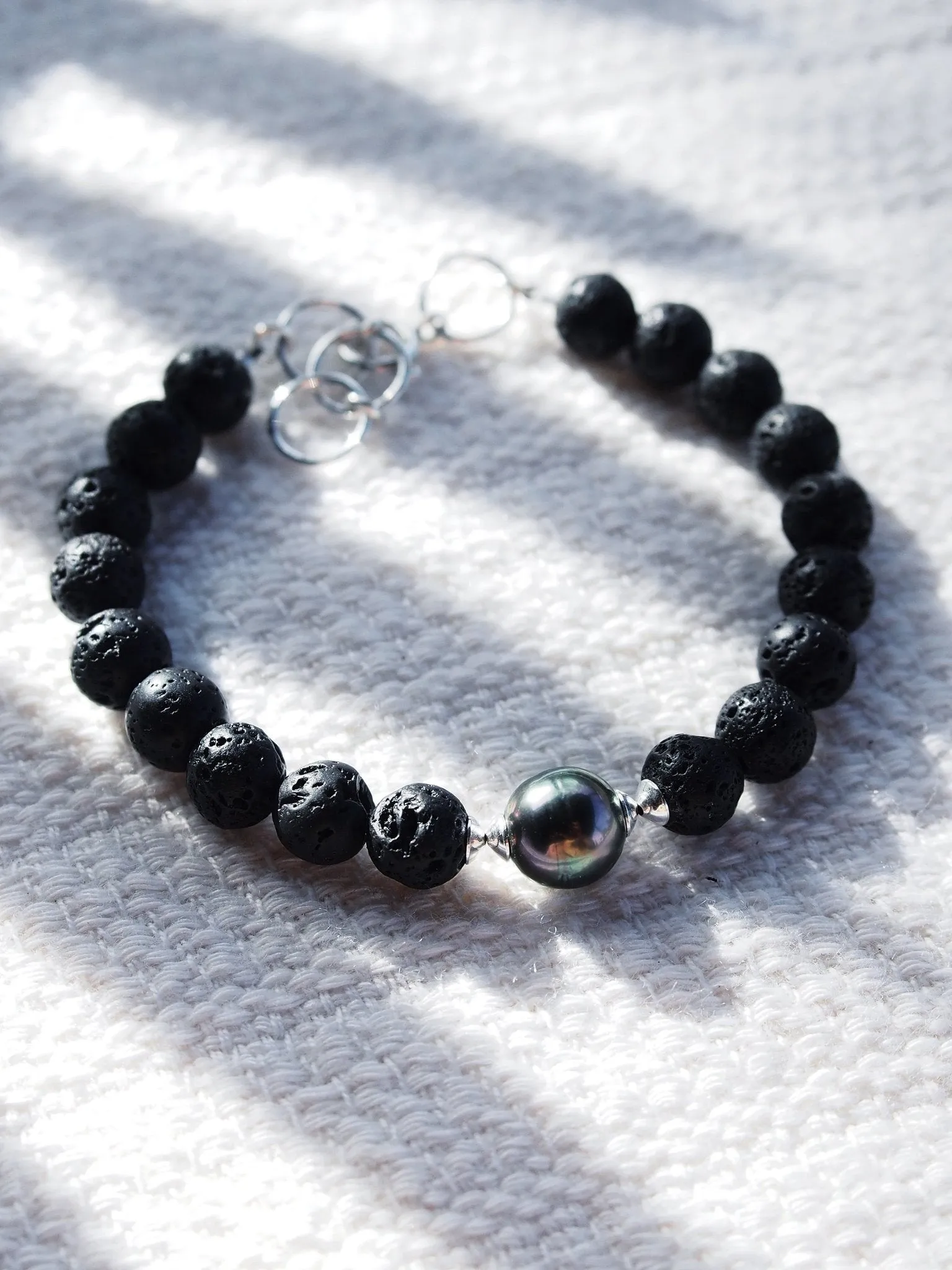 Unisex Men's Tahitian Pearl Lava Bracelet - Pauahi