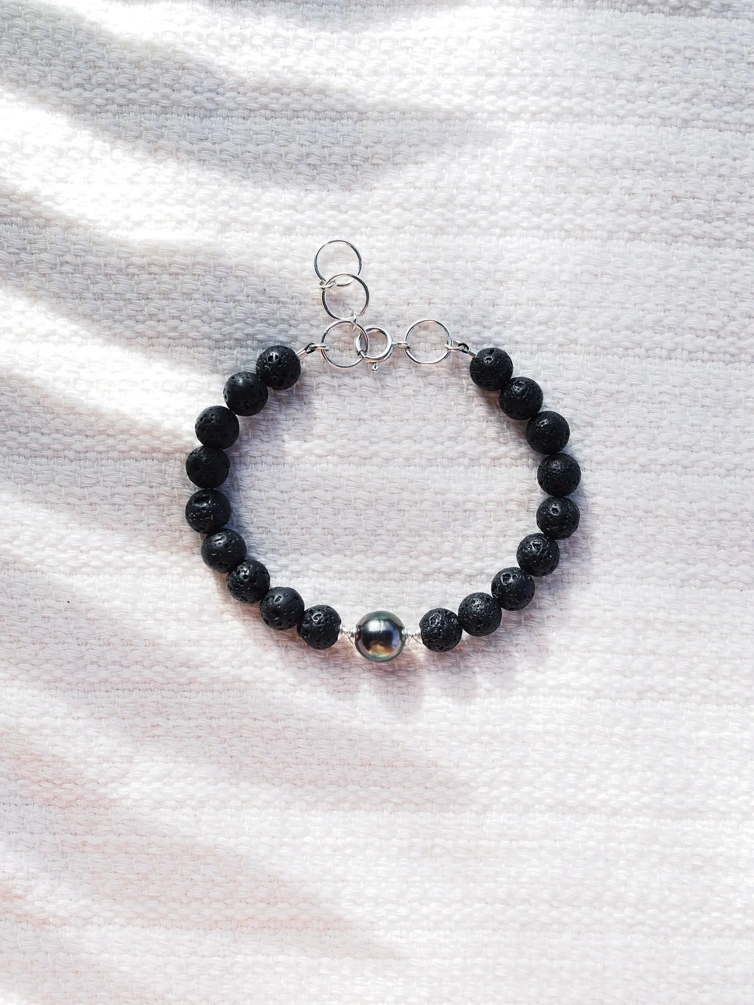 Unisex Men's Tahitian Pearl Lava Bracelet - Pauahi