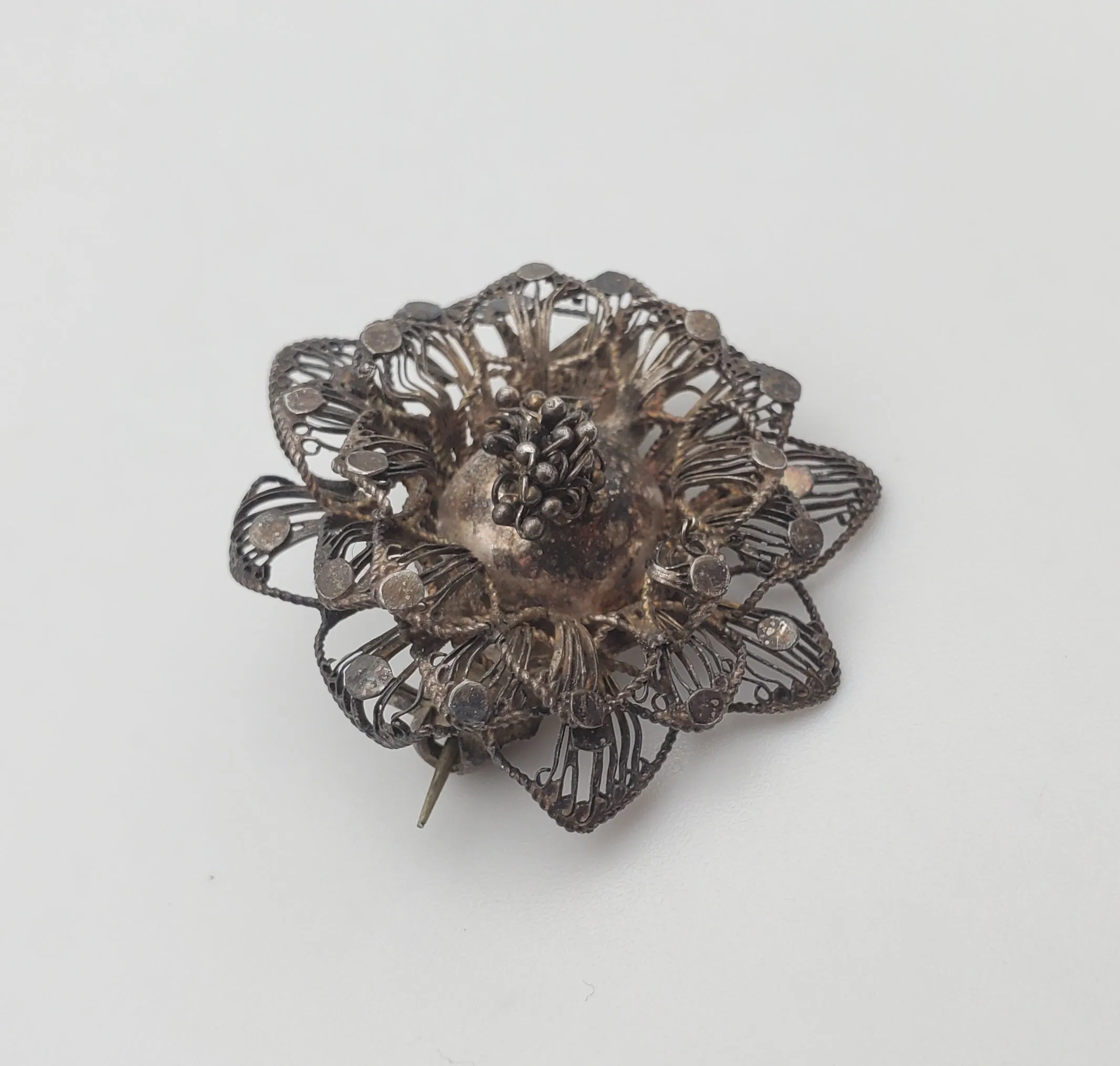 Vintage Sterling Silver Filigree Flower Brooch