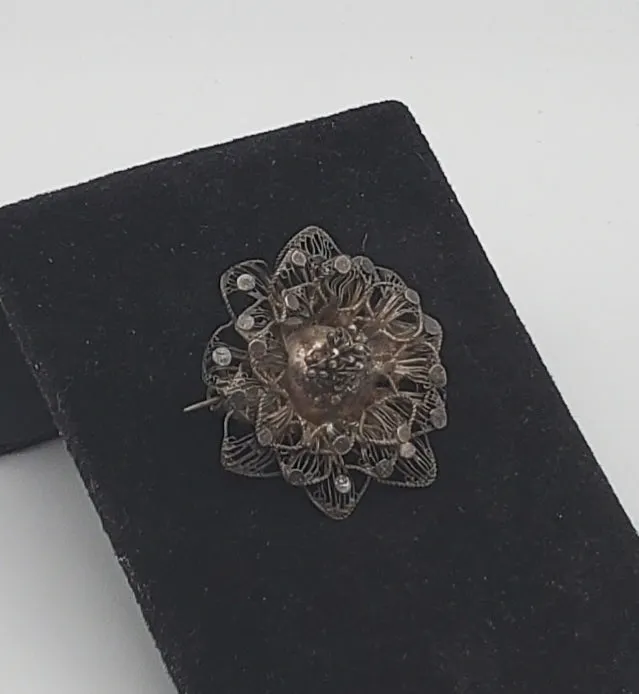 Vintage Sterling Silver Filigree Flower Brooch