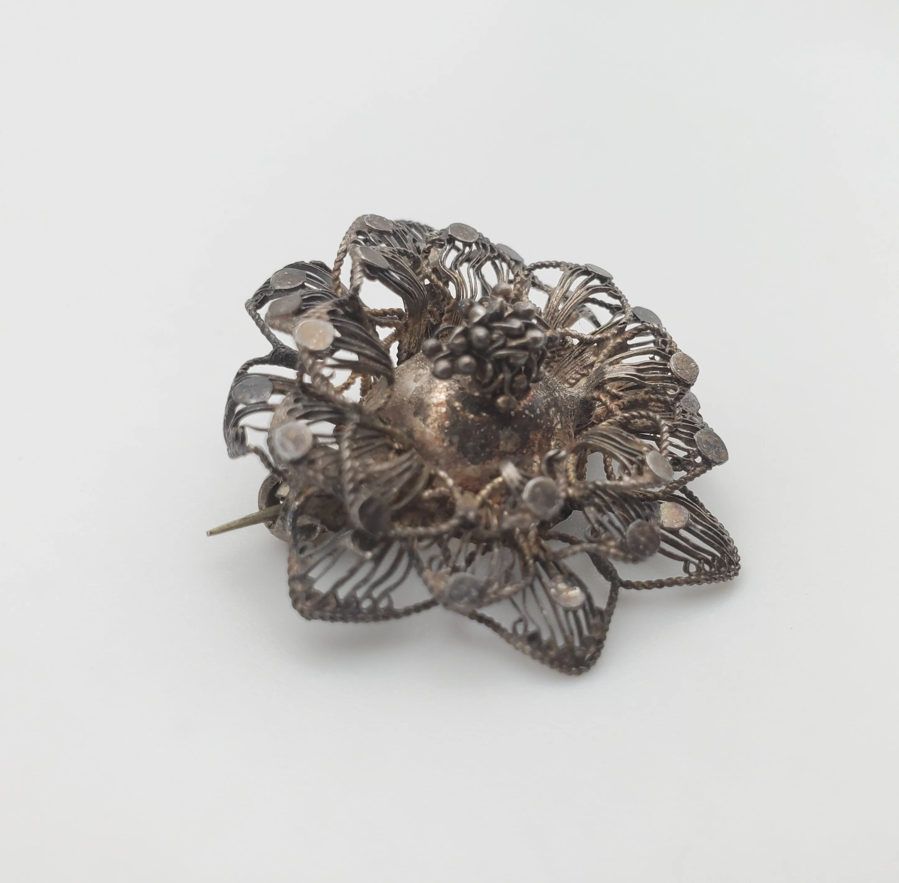 Vintage Sterling Silver Filigree Flower Brooch