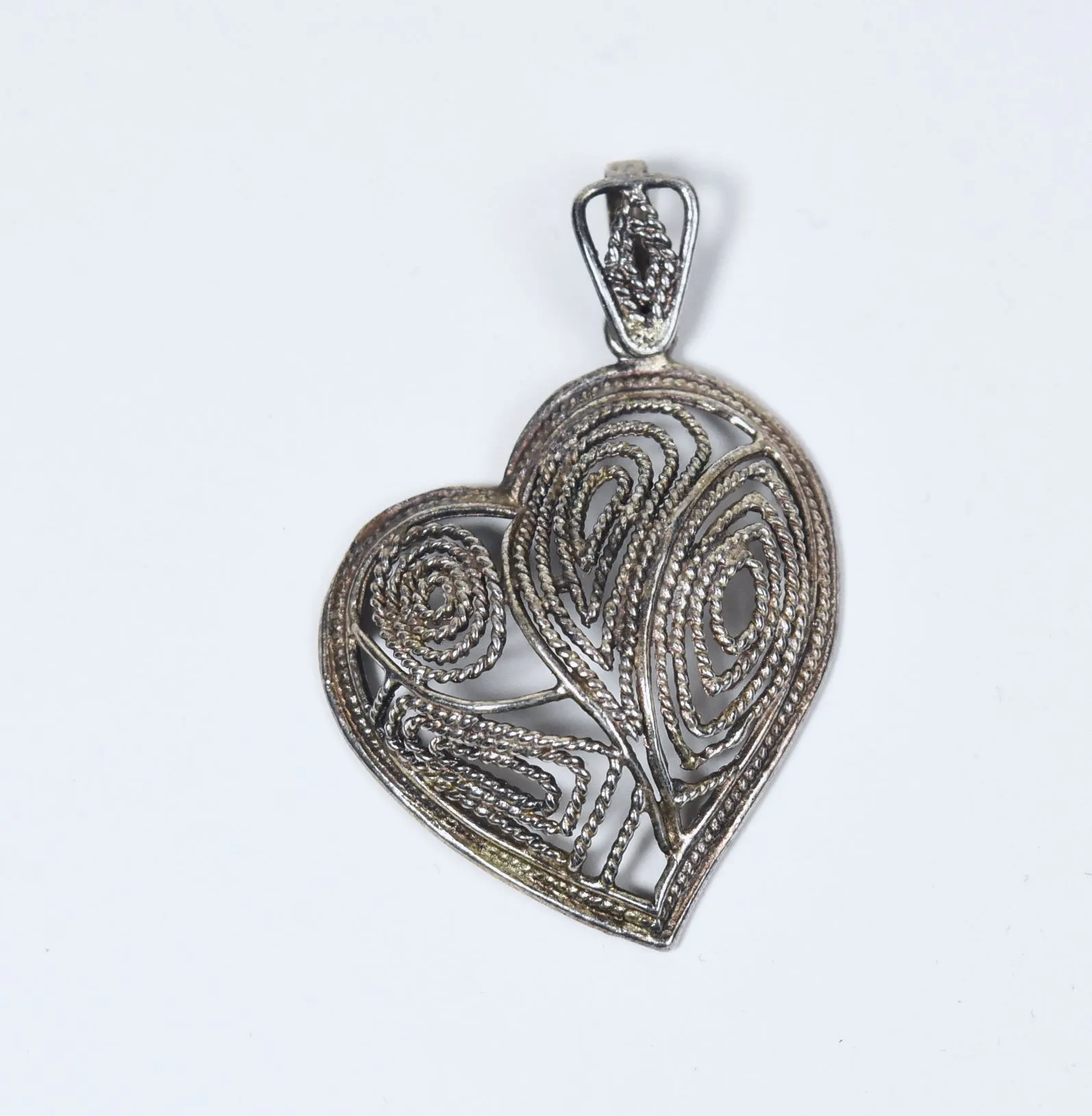 Vintage Sterling Silver Funky Filigree Domed Heart Pendant